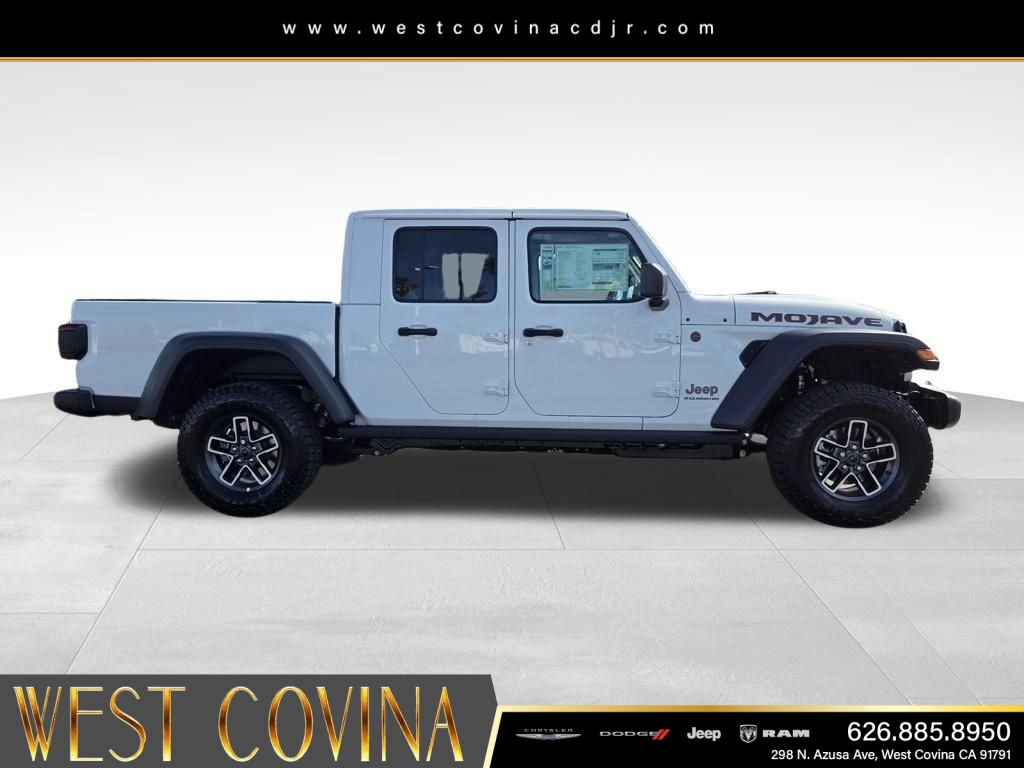 New 2026 Bright White Clear-Coat Exterior Paint Jeep Mojave image 4