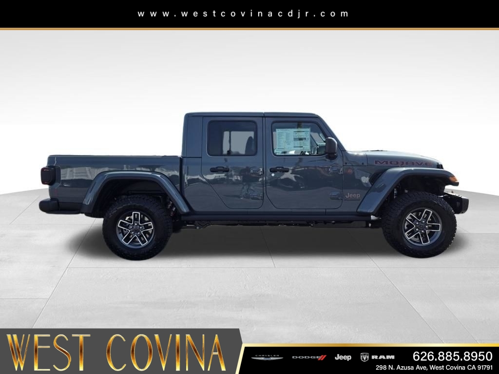 New 2026 Anvil Clear-Coat Exterior Paint Jeep Mojave X image 4