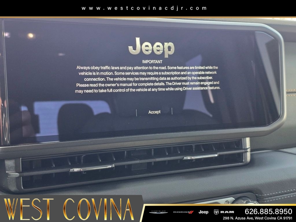 New 2026 Anvil Clear-Coat Exterior Paint Jeep Mojave X image 22