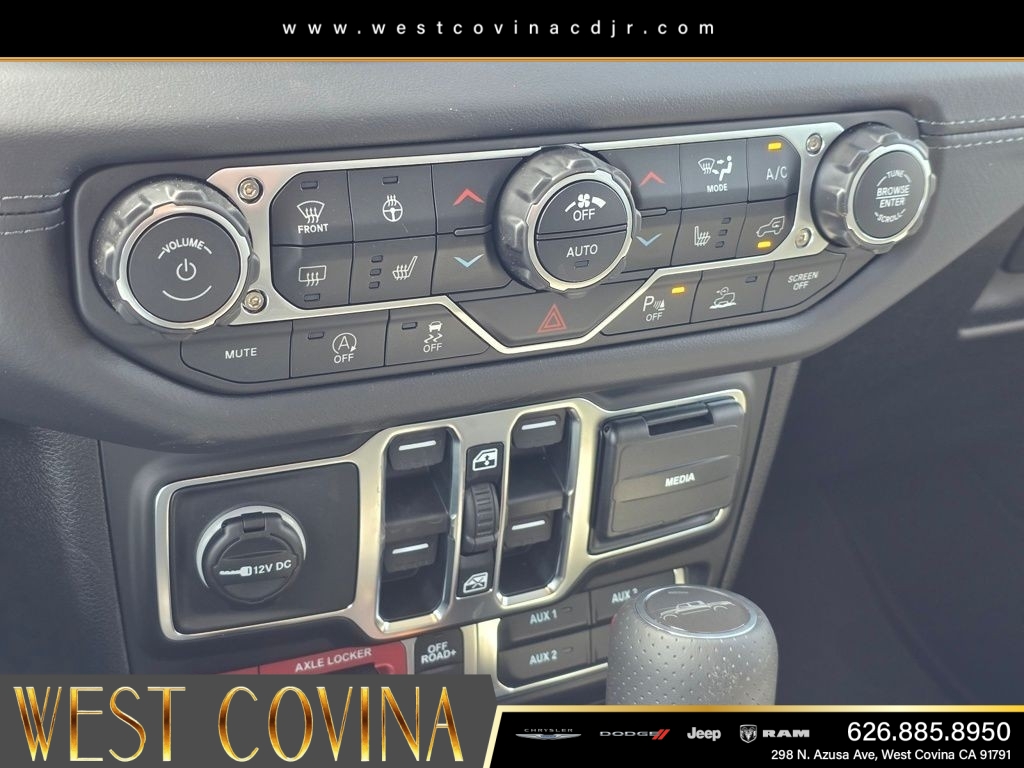 New 2026 Anvil Clear-Coat Exterior Paint Jeep Mojave X image 23
