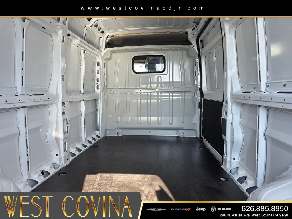 New 2026 Bright White Clear-Coat Exterior Paint RAM High Roof image 13