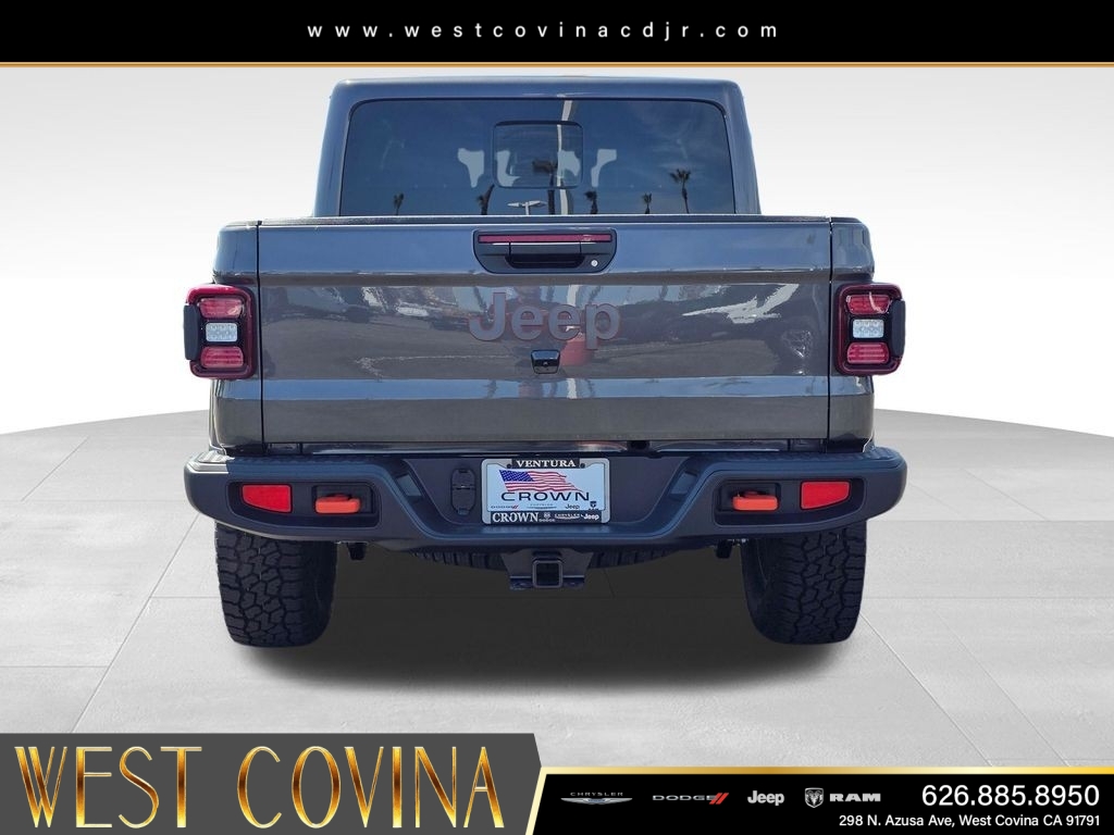 New 2026 Granite Crystal Metallic Clear-Coat Exterior Paint Jeep Mojave image 6