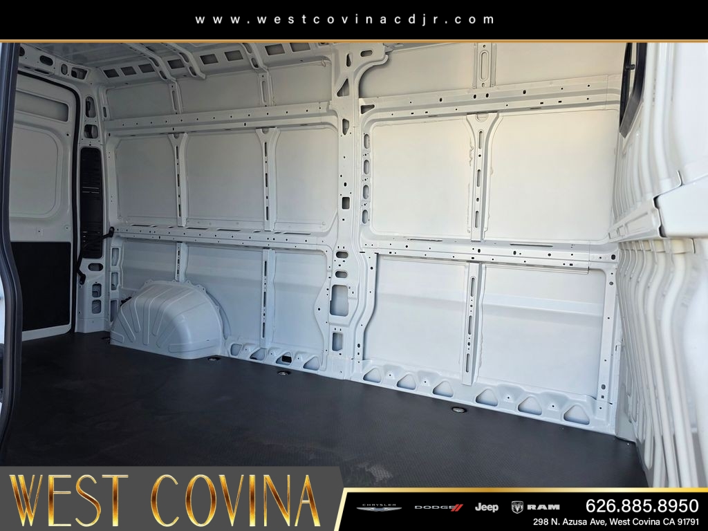 New 2026 Bright White Clear-Coat Exterior Paint RAM High Roof image 21