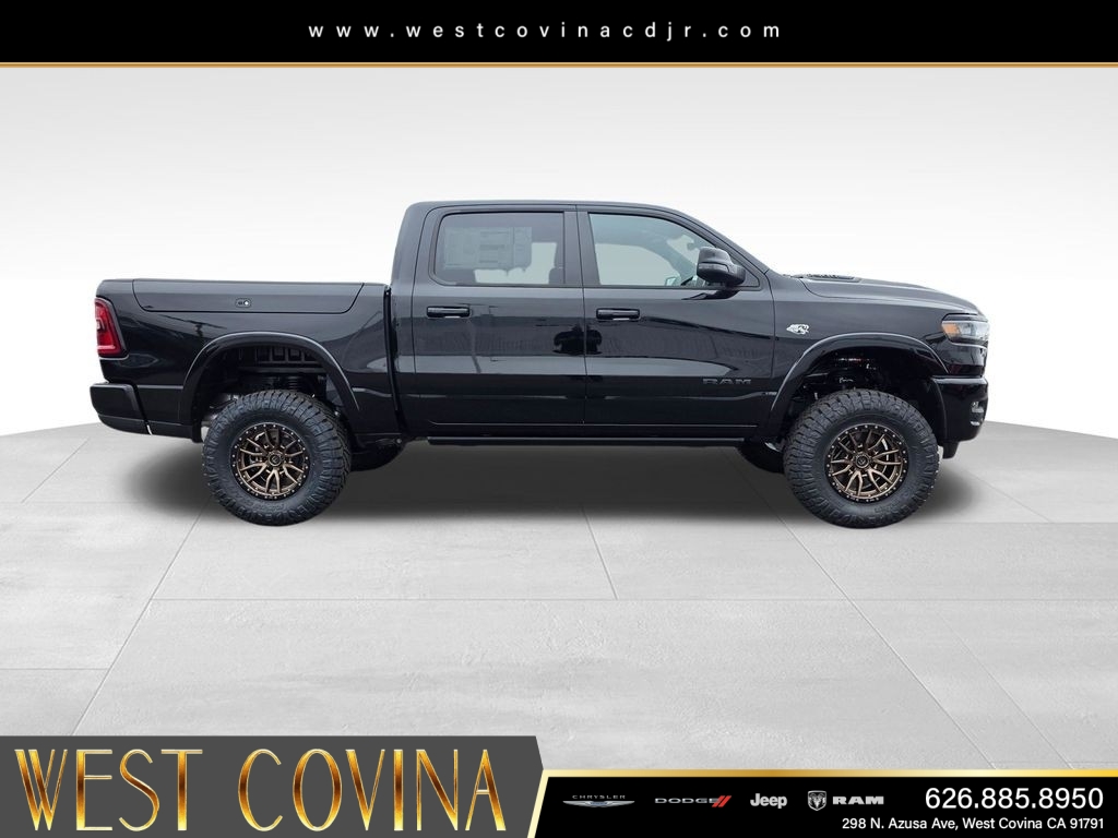 New 2026 Diamond Black Crystal Pearl-Coat Exterior Paint RAM Laramie image 4