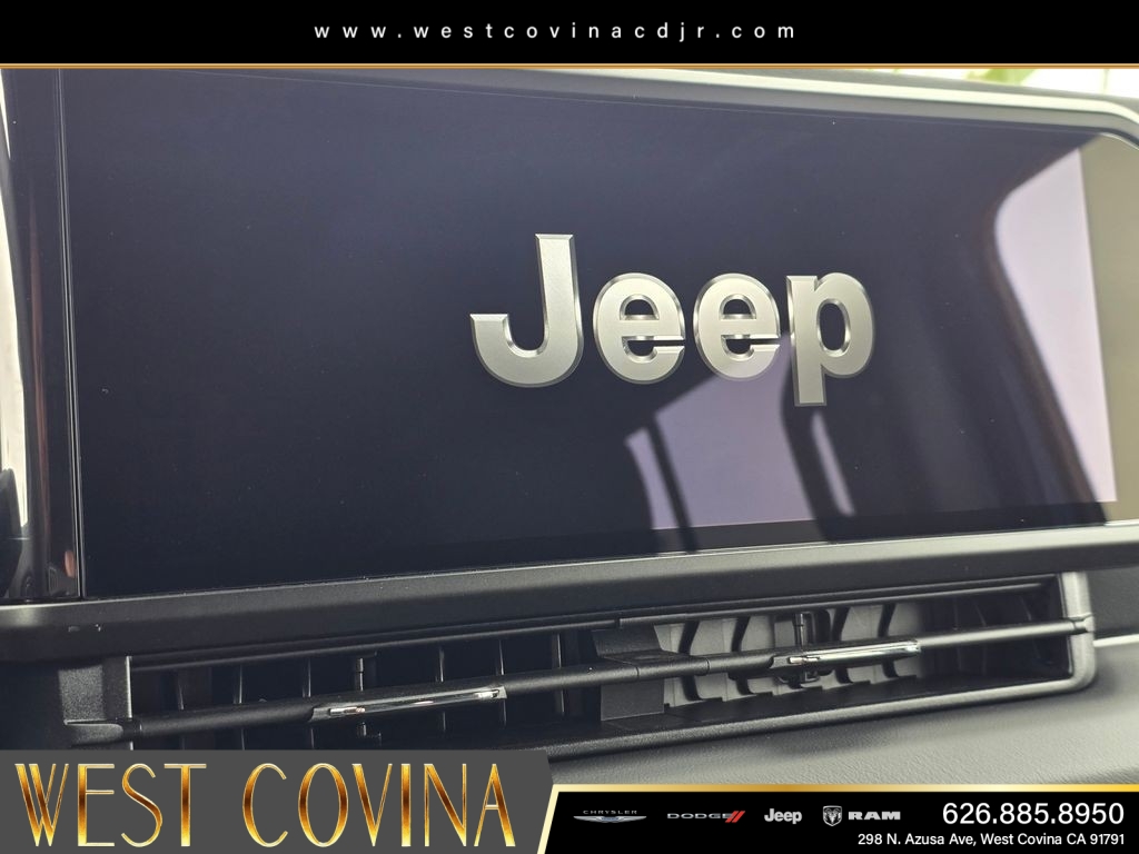 New 2026 Hydro Blue Pearl-Coat Exterior Paint Jeep Sahara image 22