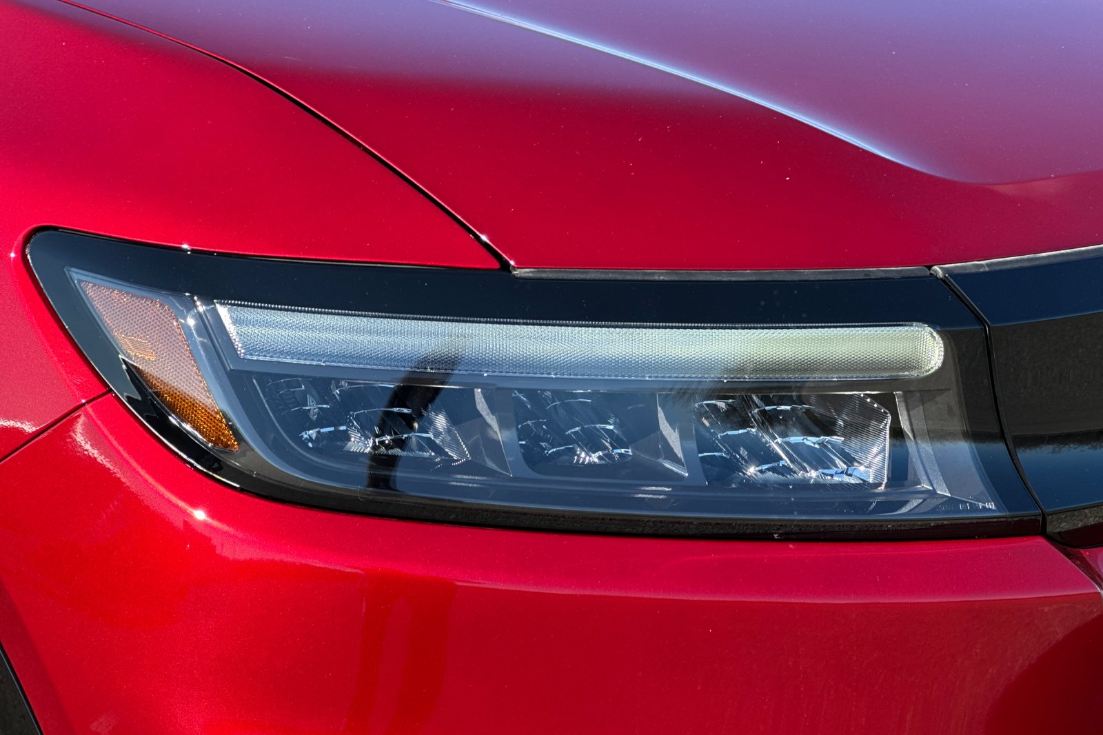 New 2026 Scarlet Red Metallic Honda Touring image 33