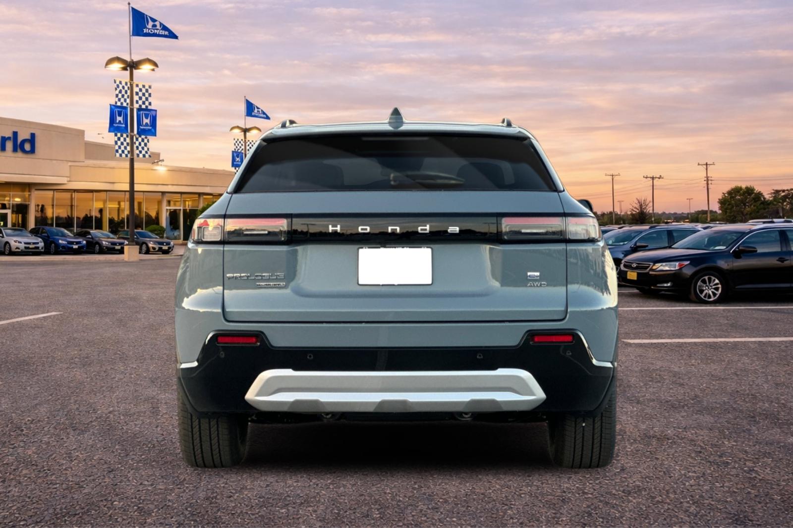 New 2026 Sonic Gray Pearl Honda Touring image 5