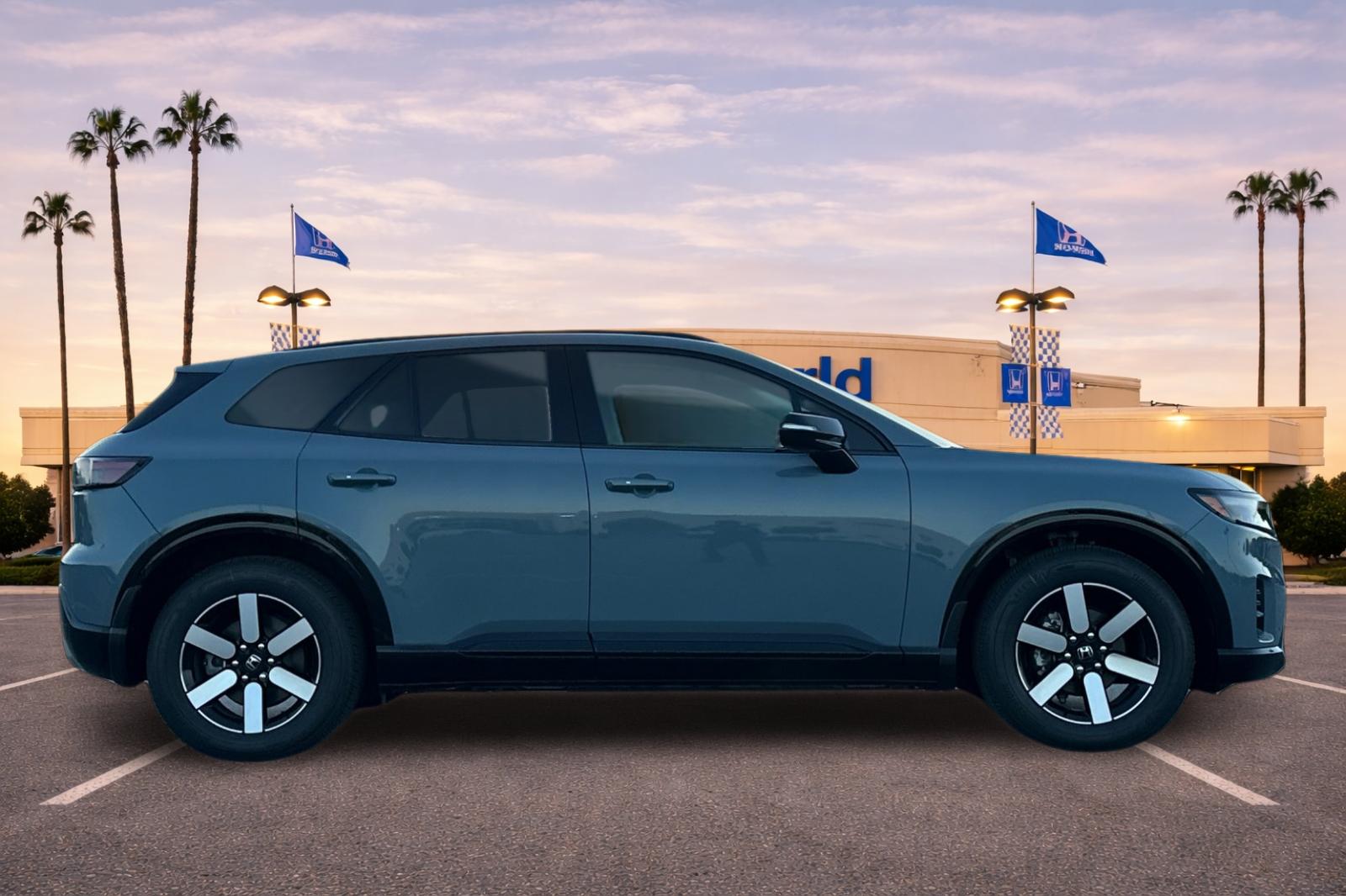 New 2026 Sonic Gray Pearl Honda Touring image 3