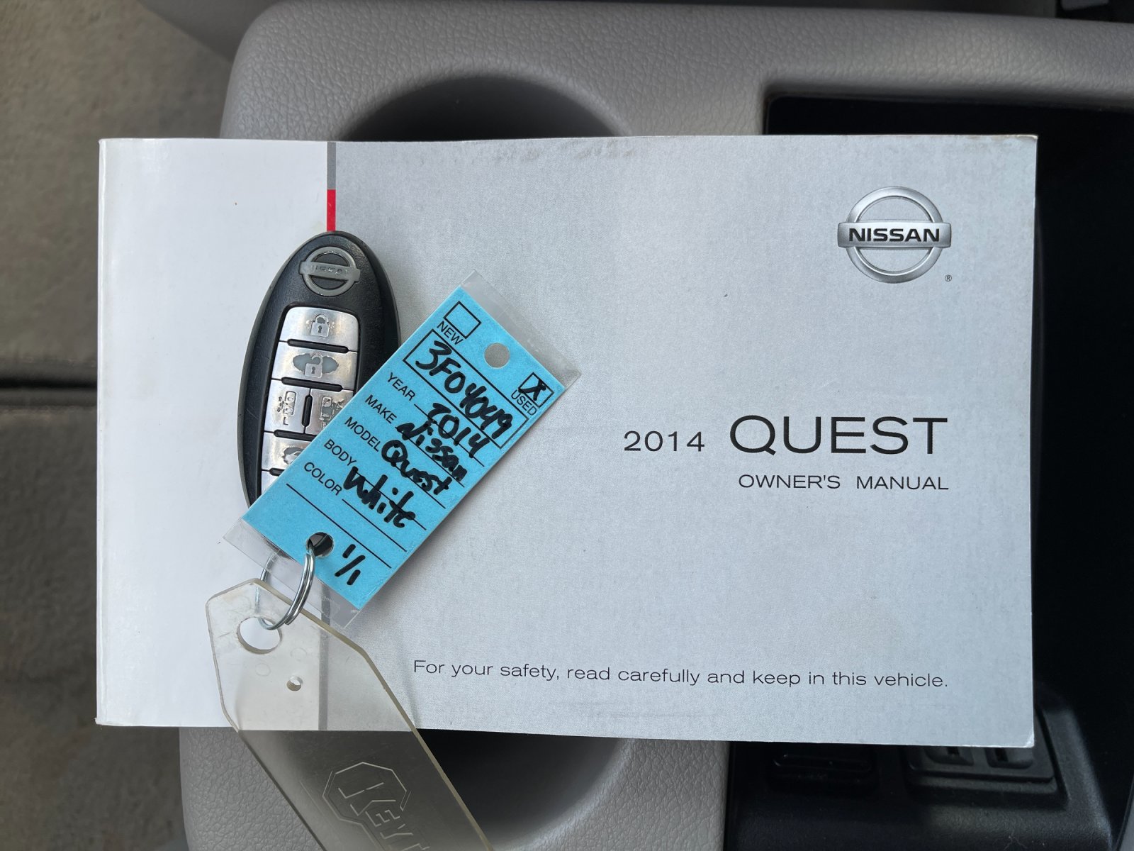 Used 2014 White Nissan 3.5 SL image 9