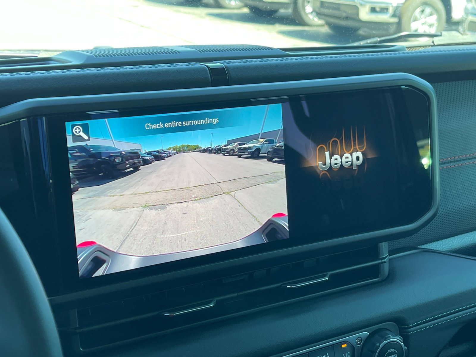 Used 2025 Gray Jeep Rubicon image 20