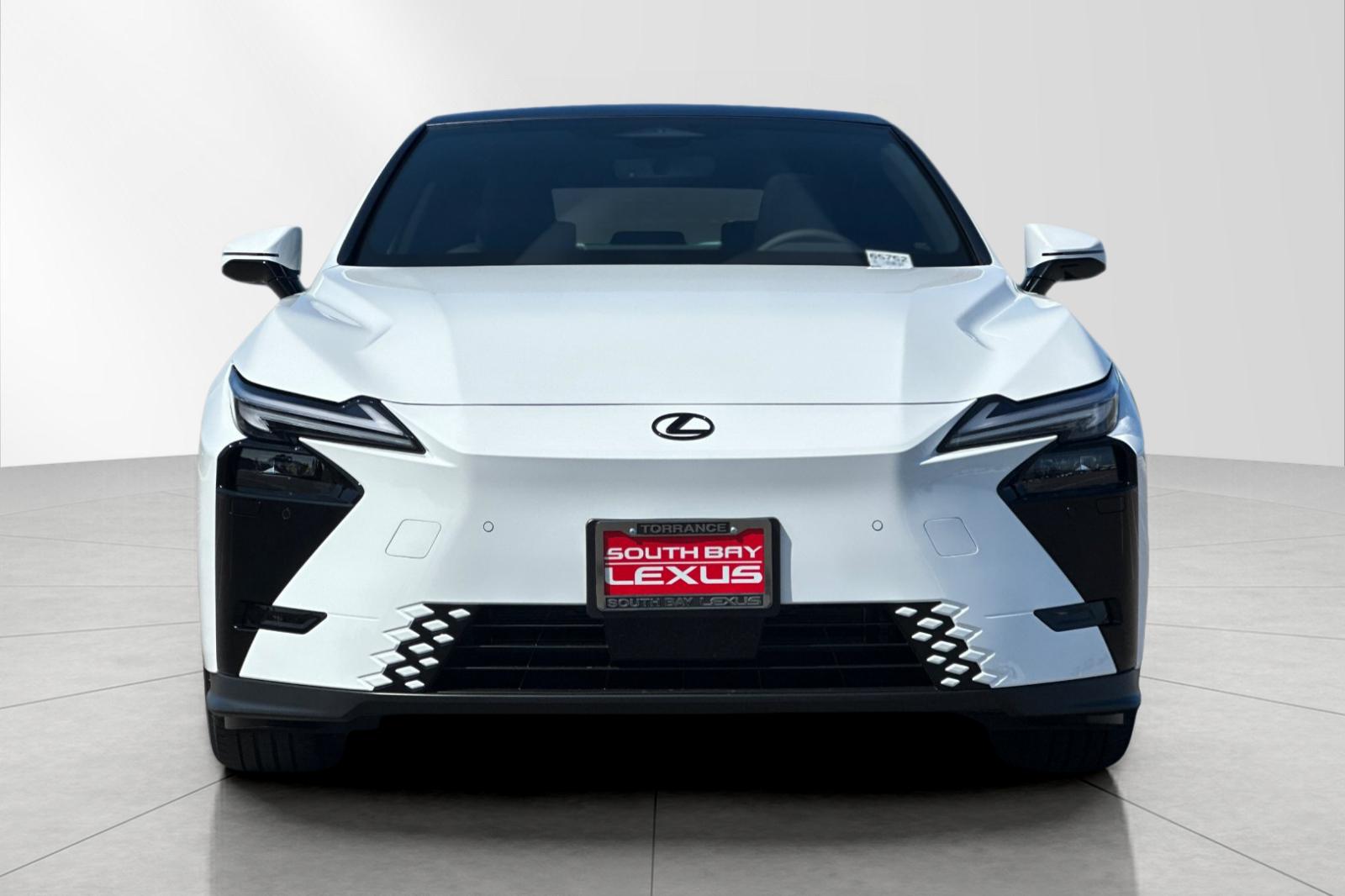 New 2026 Ultra White Lexus ES 350e PREMIUM image 9