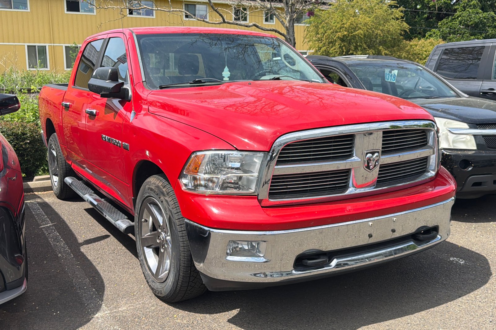 2011 RAM 1500 SLT 4x4 Crew Cab's photo