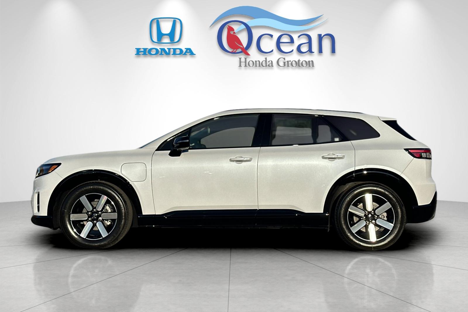 New 2026 Frostline White Pearl Honda Touring image 2