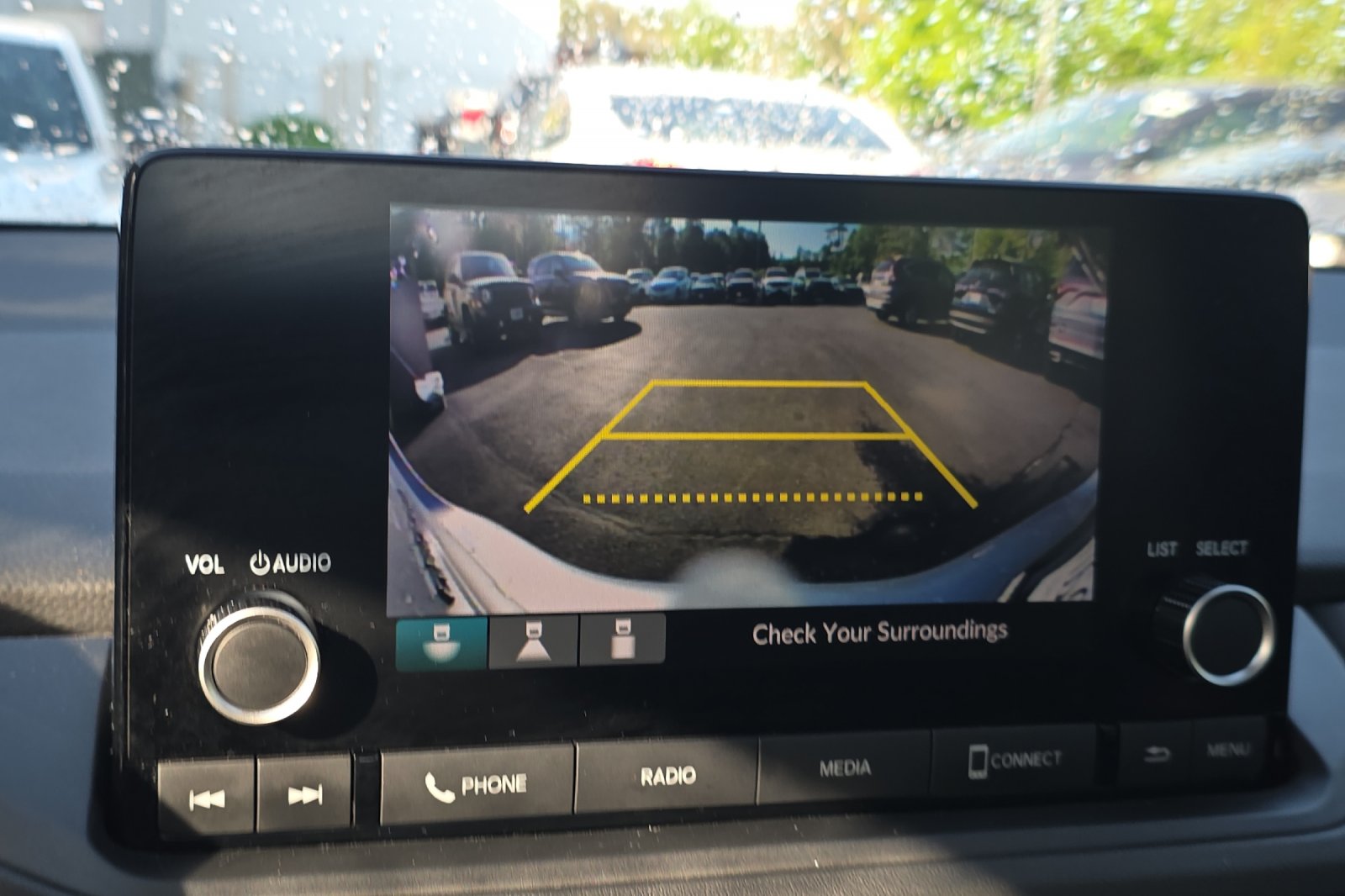 Used 2025 Solar Silver Metallic Honda LX image 18