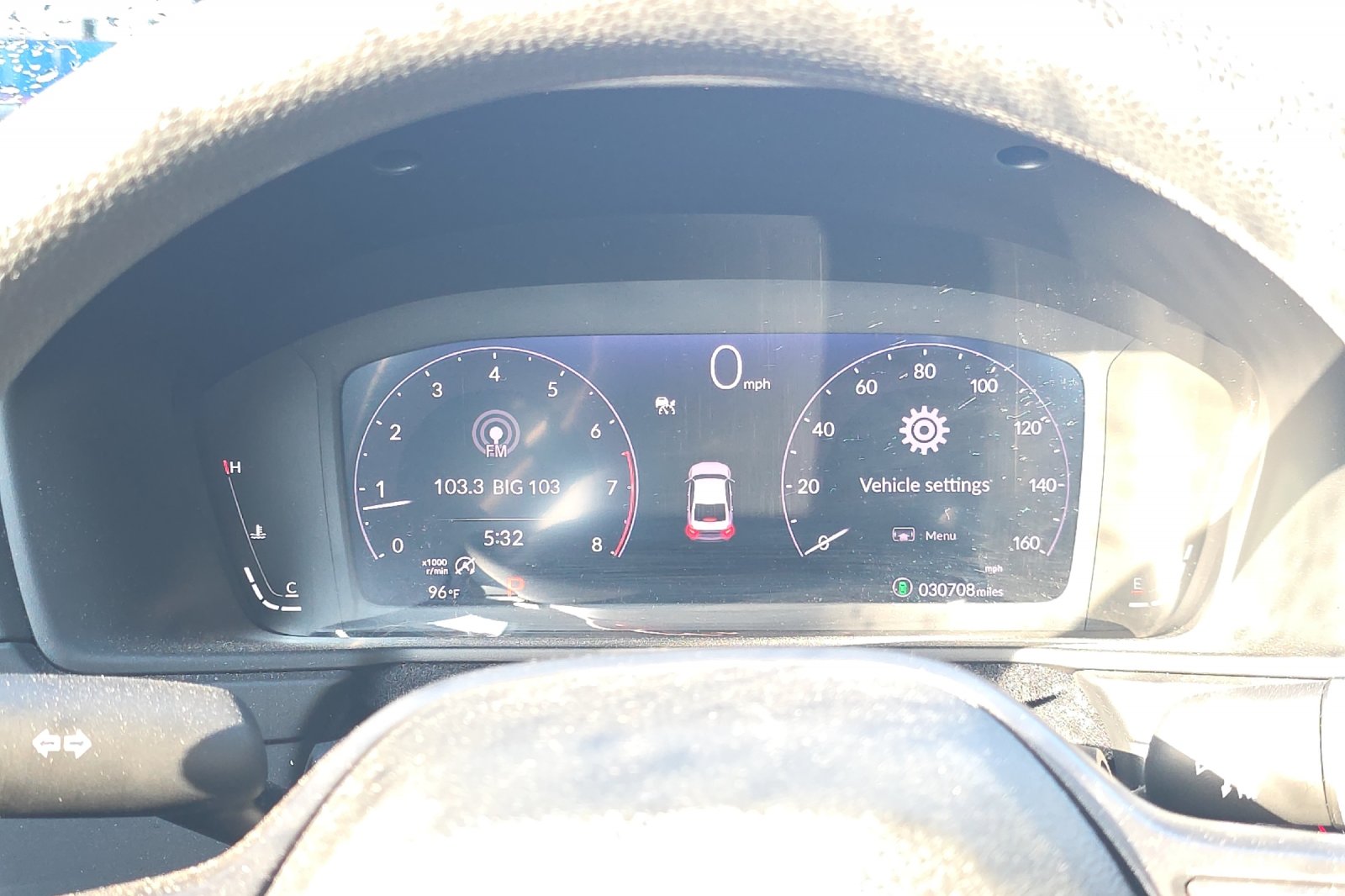 Used 2025 Solar Silver Metallic Honda LX image 22