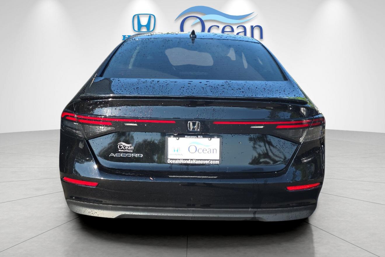 Used 2024 Crystal Black Pearl Honda EX image 4
