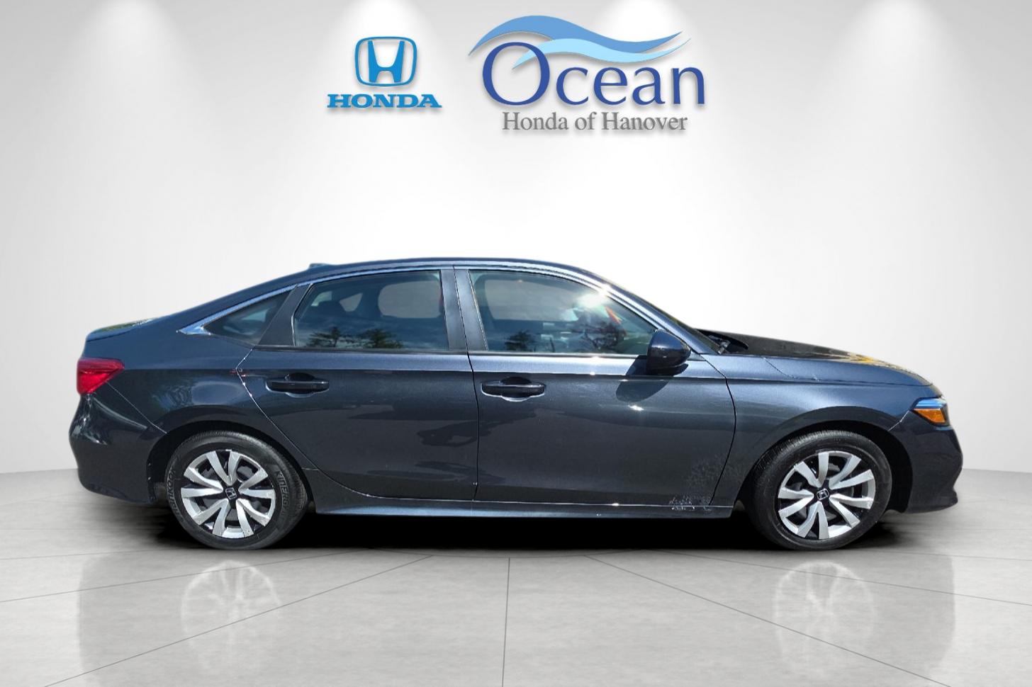 Used 2024 Meteorite Gray Metallic Honda LX image 2