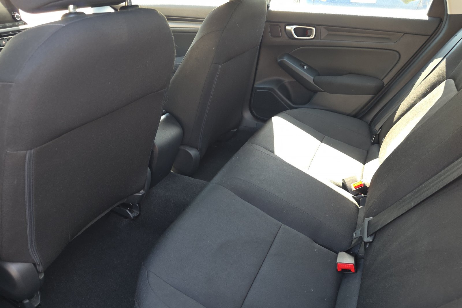 Used 2024 Meteorite Gray Metallic Honda LX image 13