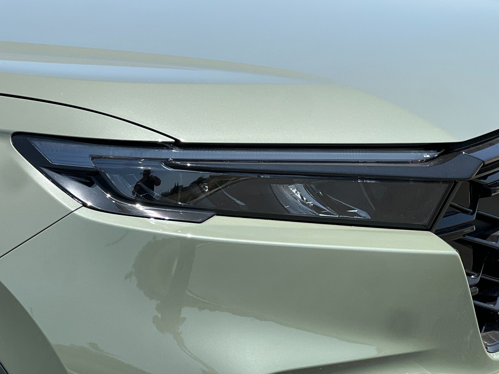 New 2026 Ash Green Metallic Honda AWD TrailSport Hybrid image 30