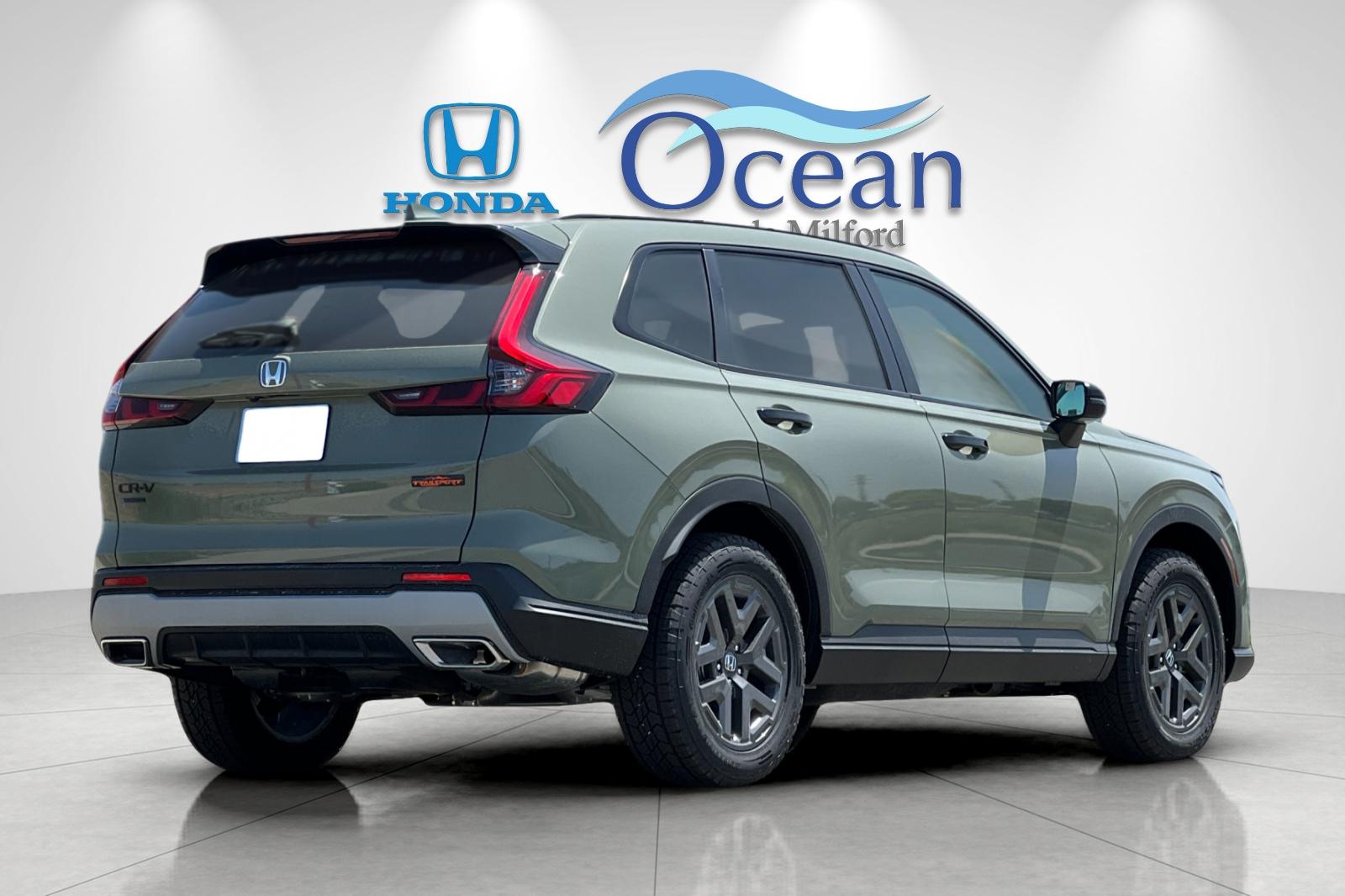 New 2026 Ash Green Metallic Honda AWD TrailSport Hybrid image 5