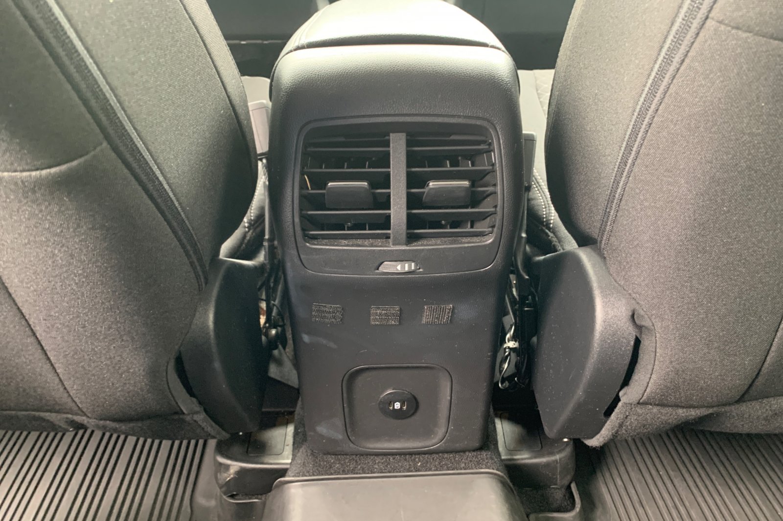 Used 2024 Black Metallic Ford Active image 16