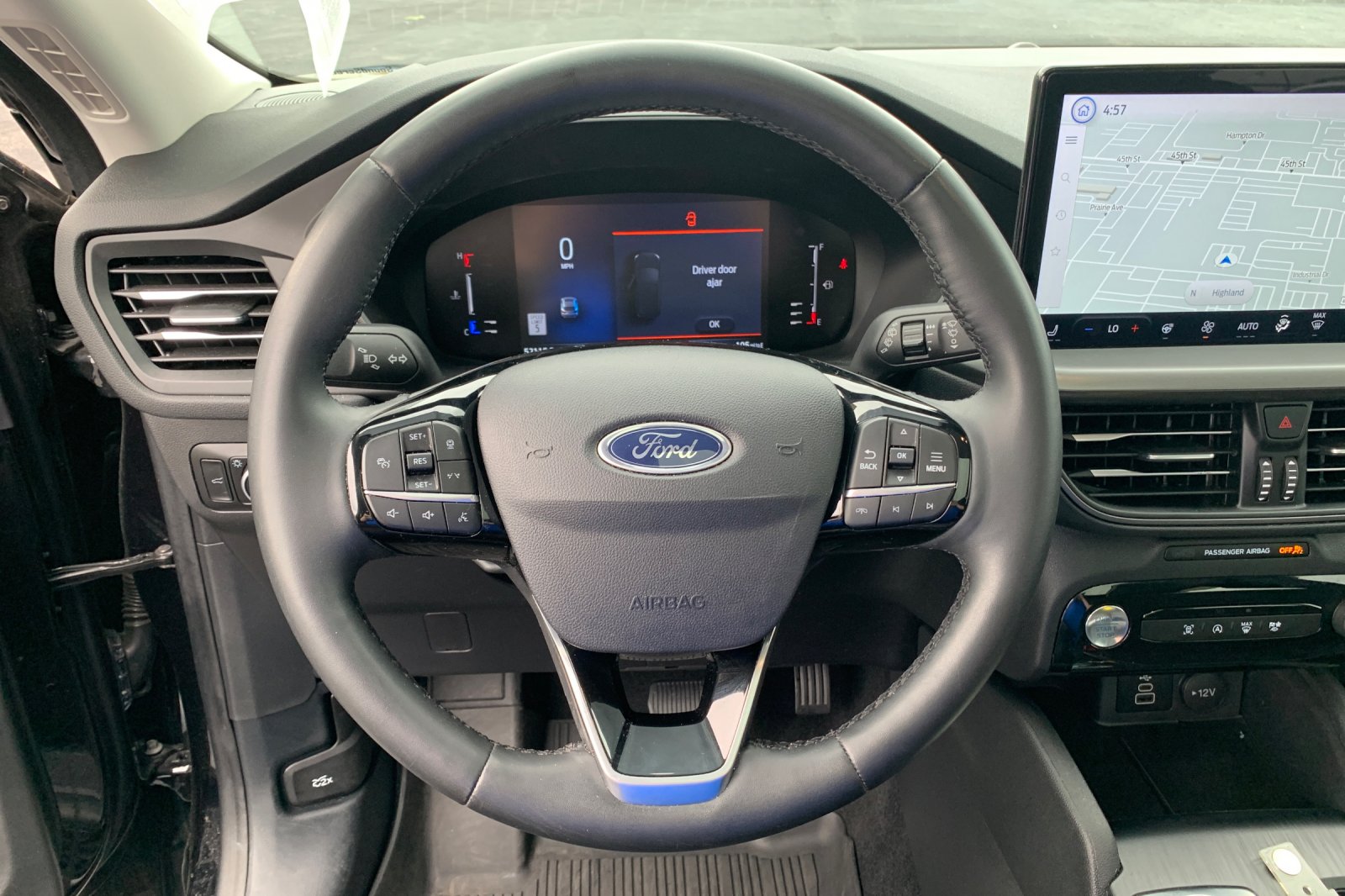 Used 2024 Black Metallic Ford Active image 29