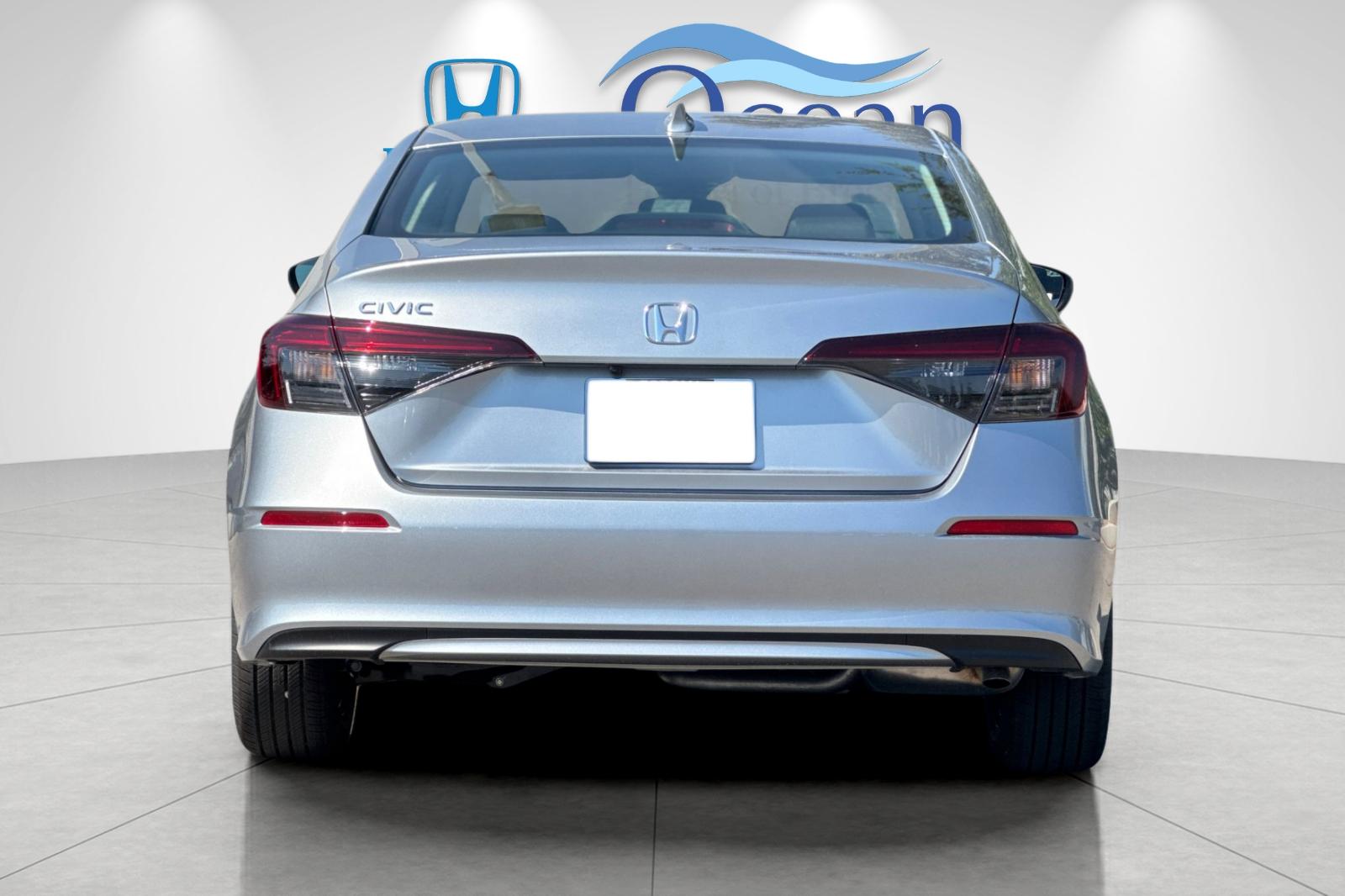 New 2026 Platinum White Pearl Honda LX image 4