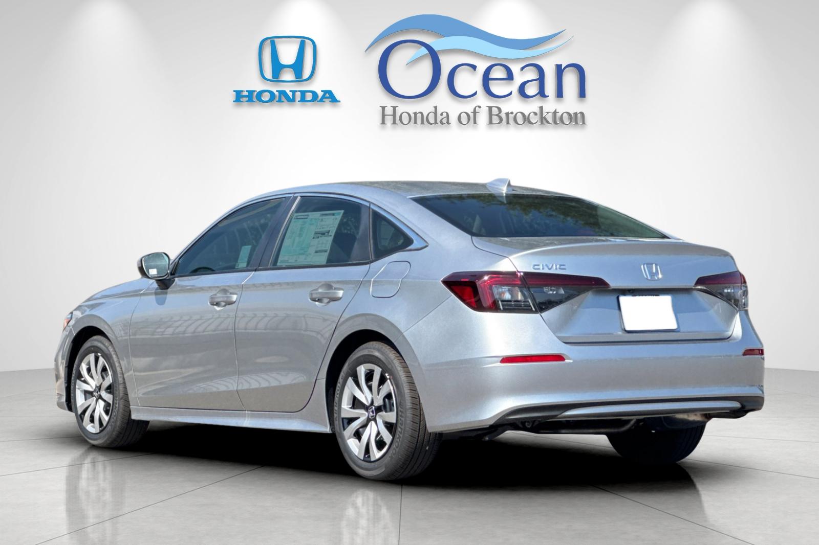 New 2026 Platinum White Pearl Honda LX image 3