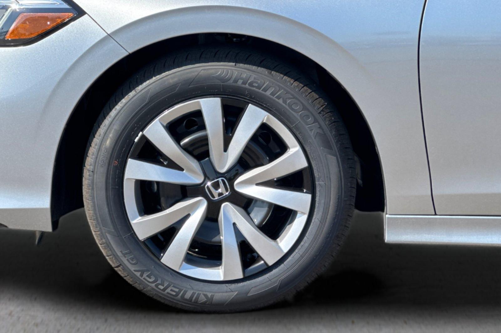 New 2026 Platinum White Pearl Honda LX image 30