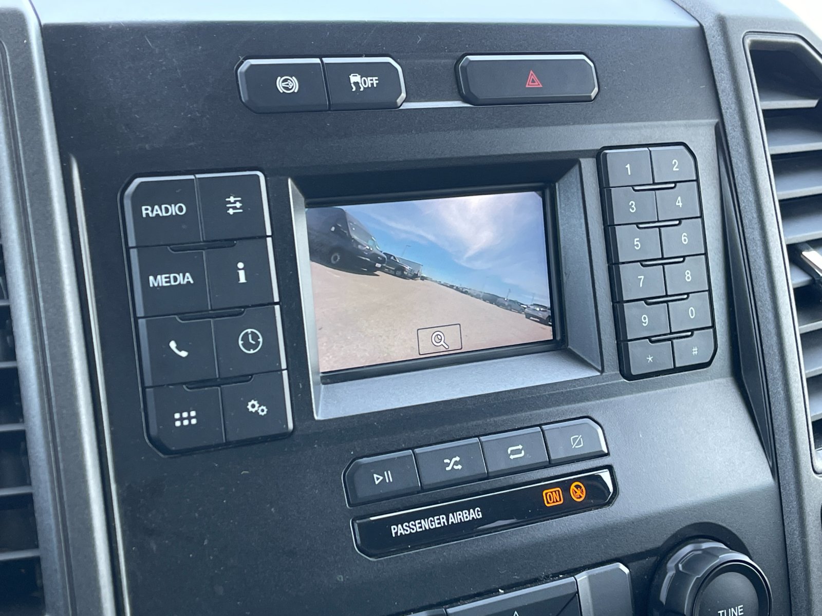 Used 2020 White Ford XL image 20