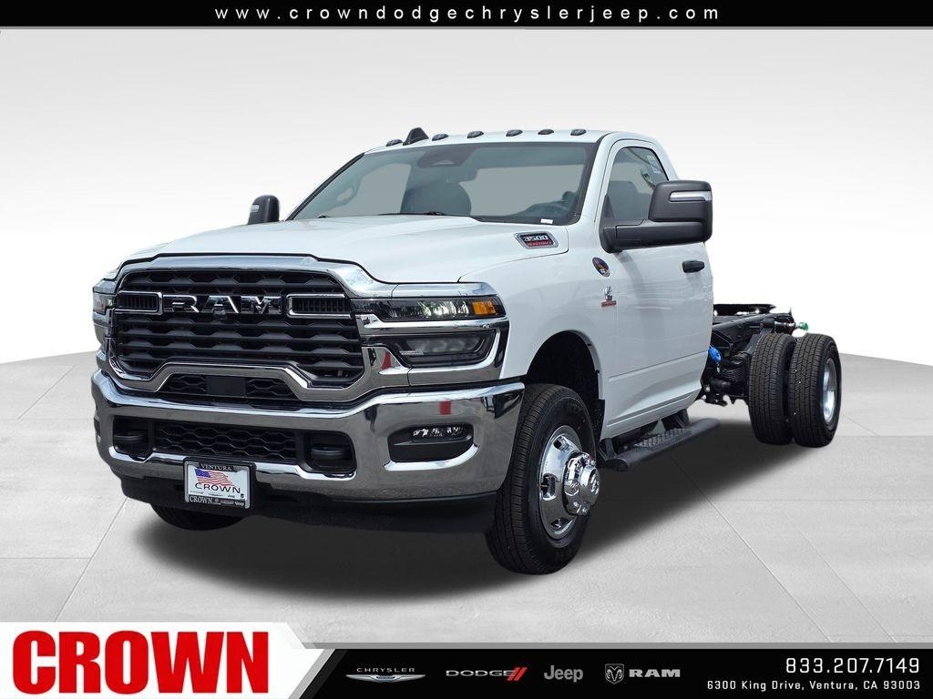 New 2026 Bright White Clear-Coat Exterior Paint RAM Tradesman image 11