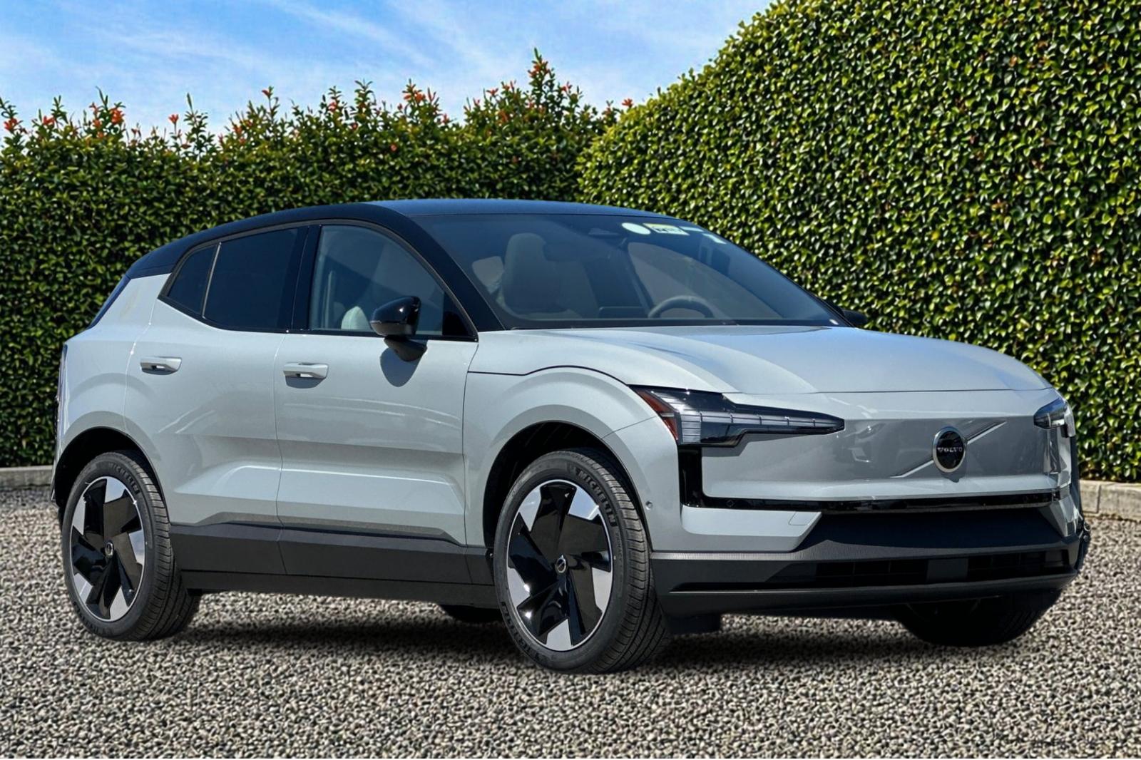 New 2026 Vapour Grey Volvo Ultra image 8