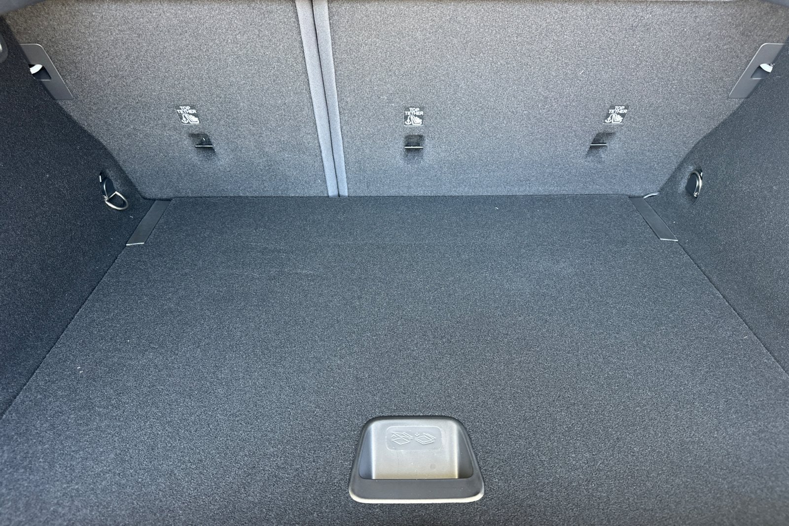 New 2026 Vapour Grey Volvo Ultra image 15
