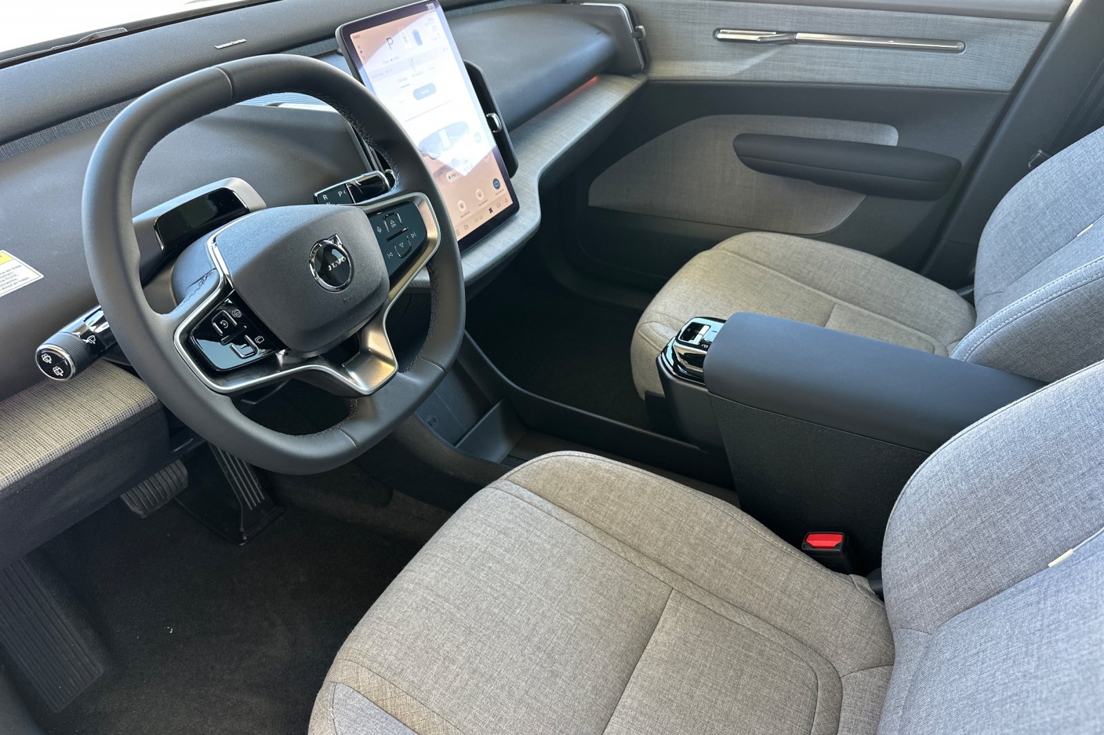 New 2026 Vapour Grey Volvo Ultra image 10