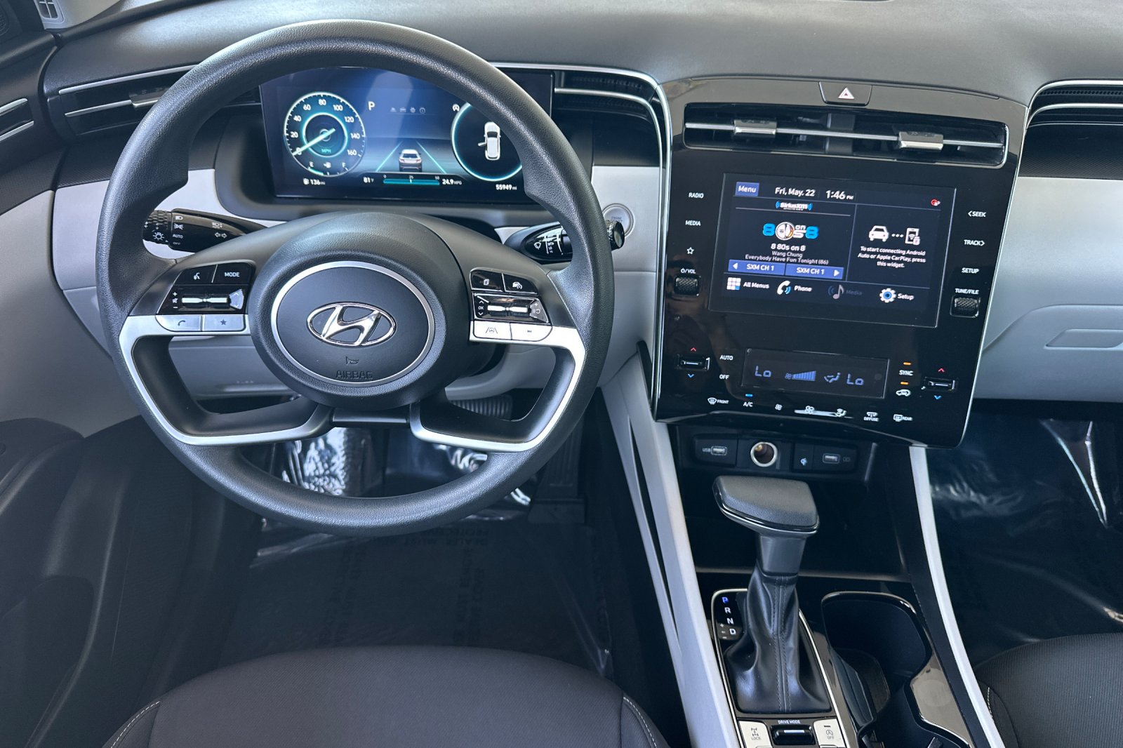 Used 2024 Gray Hyundai SEL image 13