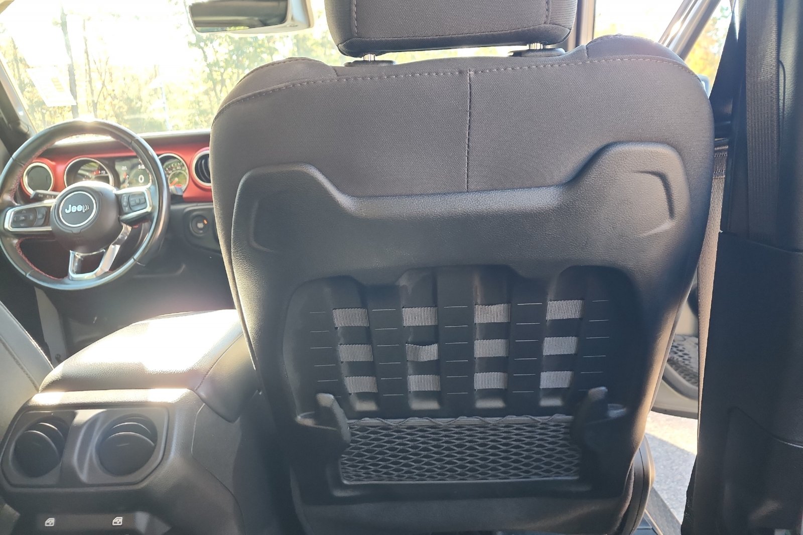 Used 2022 Sting-Gray Clearcoat Jeep Unlimited Rubicon image 37