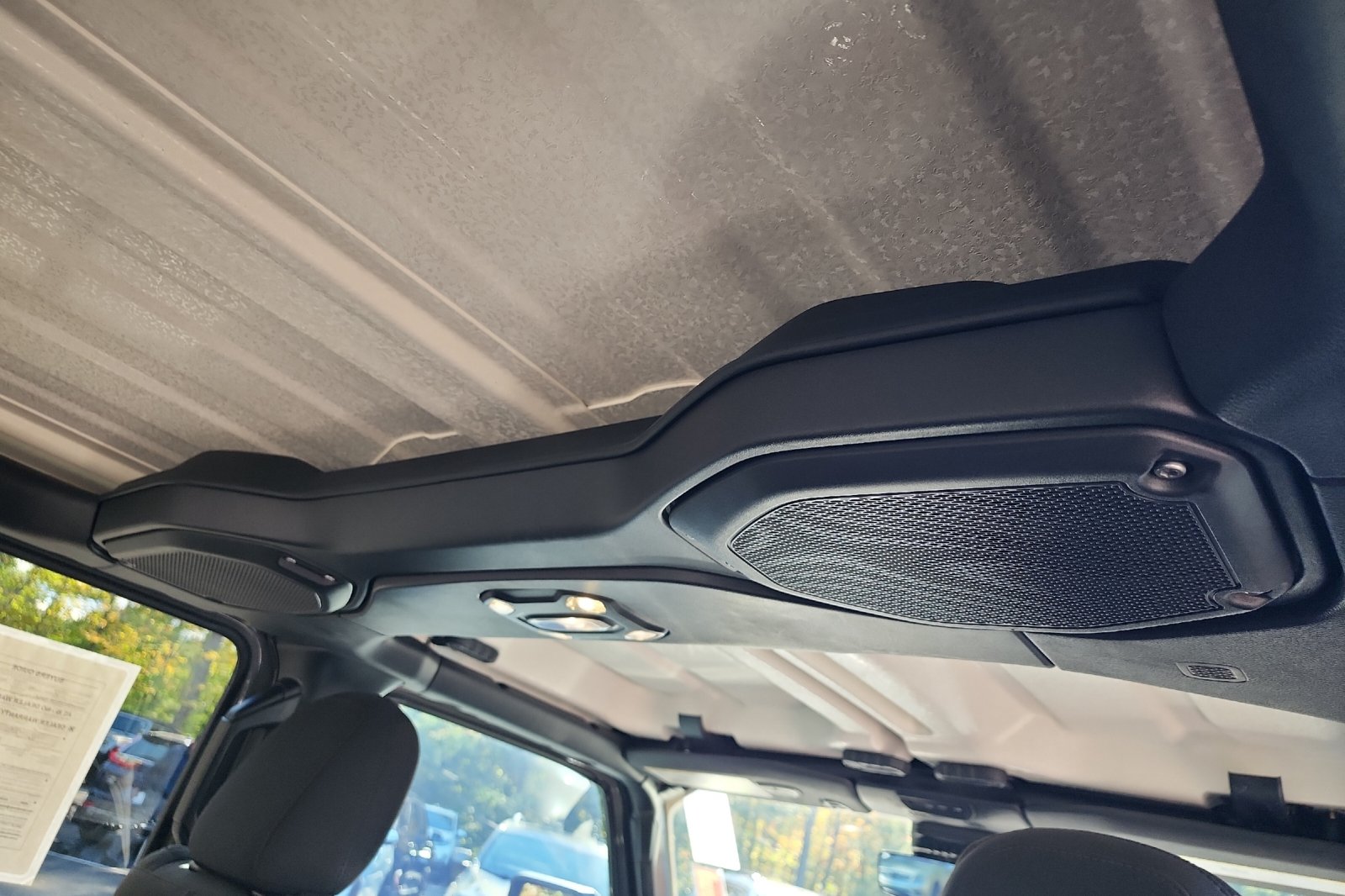 Used 2022 Sting-Gray Clearcoat Jeep Unlimited Rubicon image 39