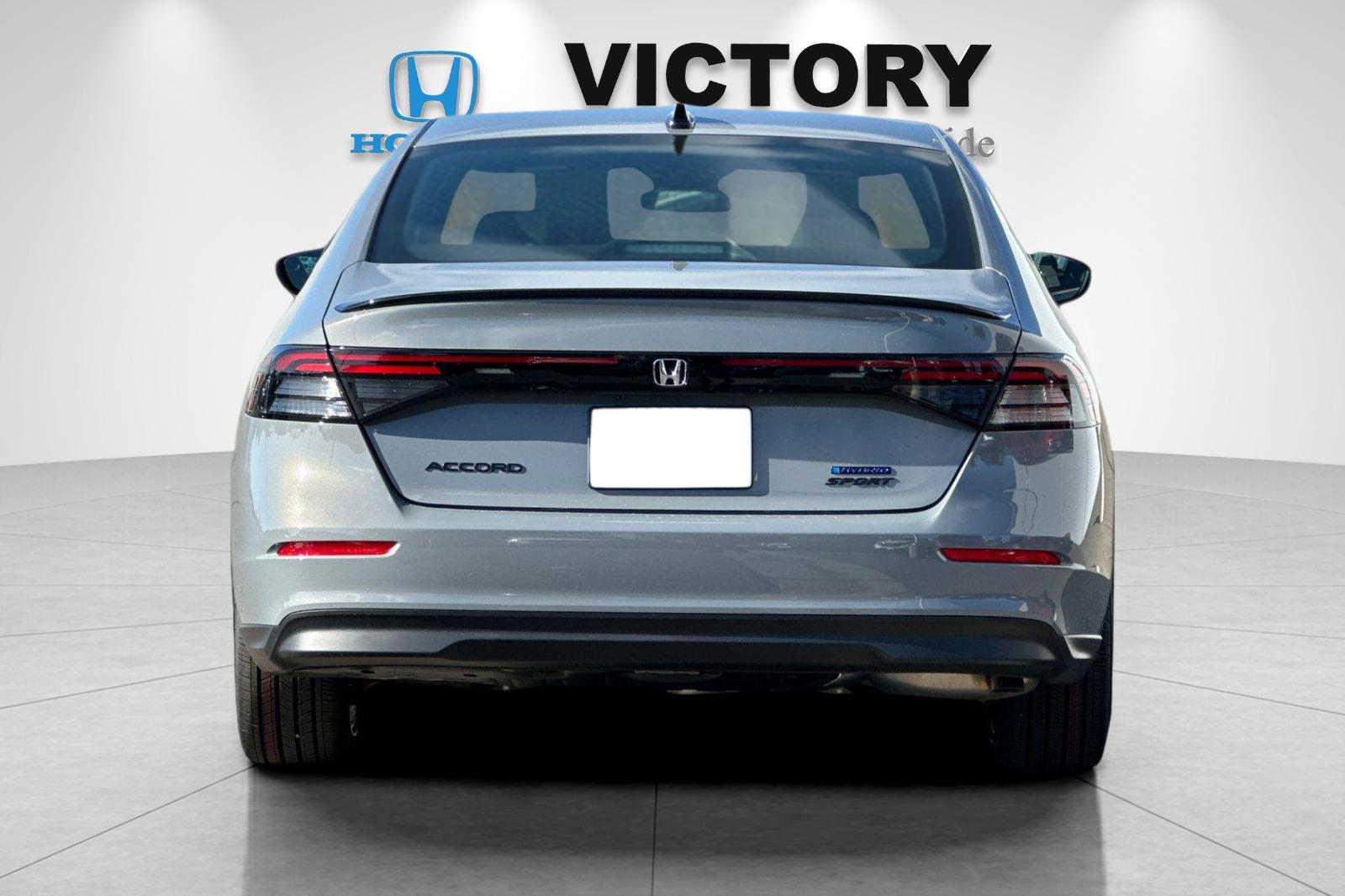 New 2026 Urban Gray Pearl Honda Sport image 4