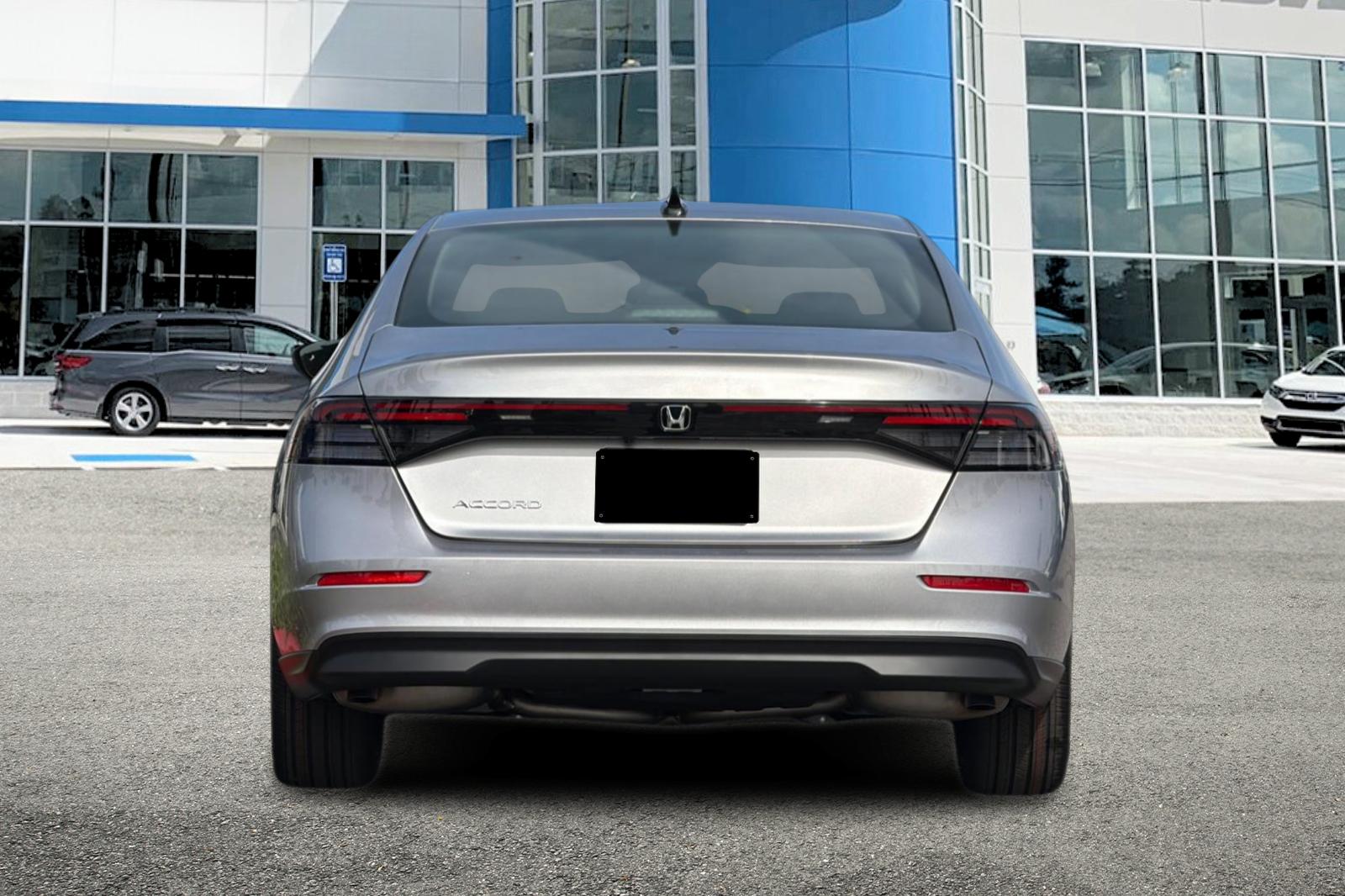 New 2026 Solar Silver Metallic Honda SE image 4