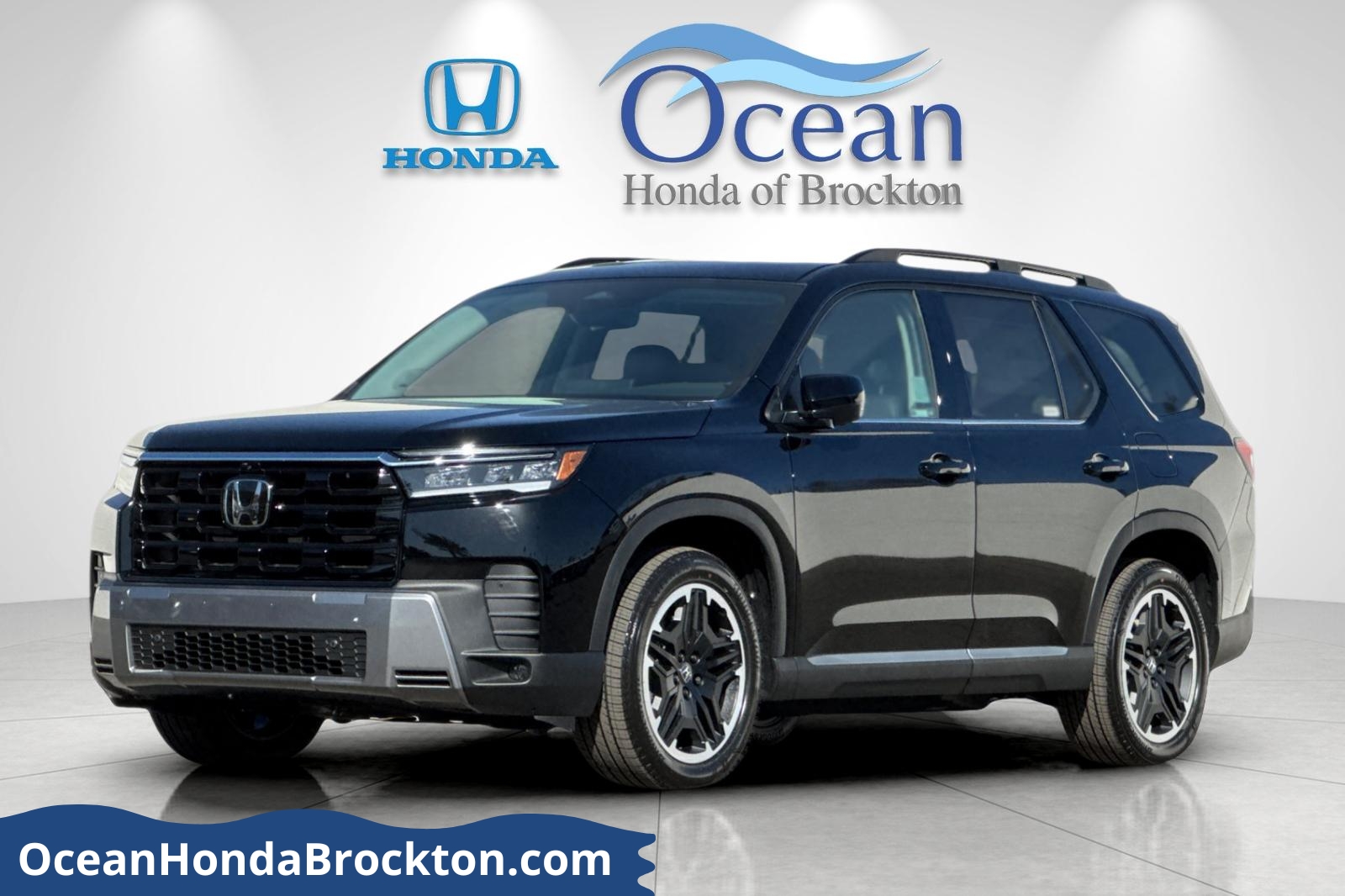 2026 Honda Pilot Touring Blackout AWD's photo