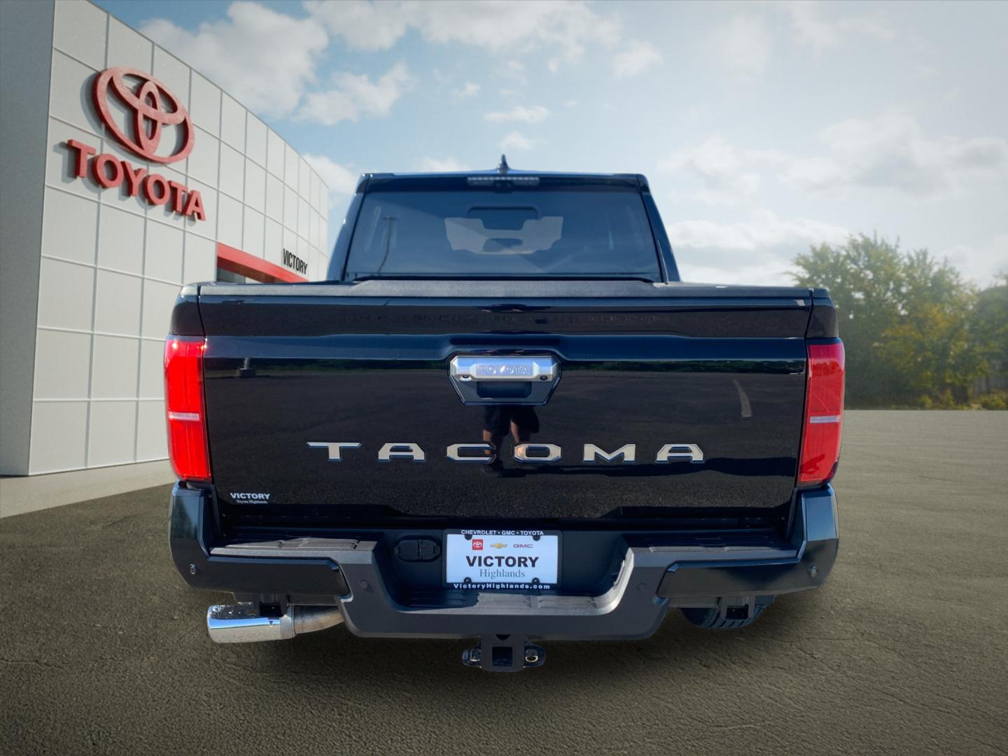 2026 Toyota Tacoma Limited - Photo 4