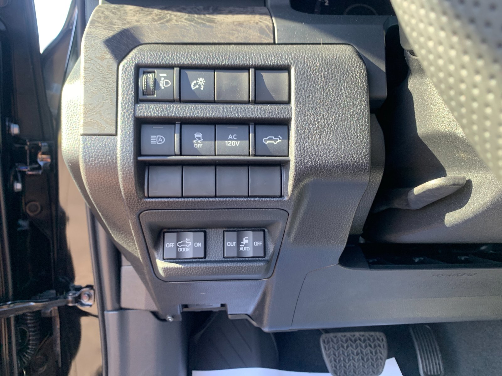 2026 Toyota Tacoma Limited - Photo 30