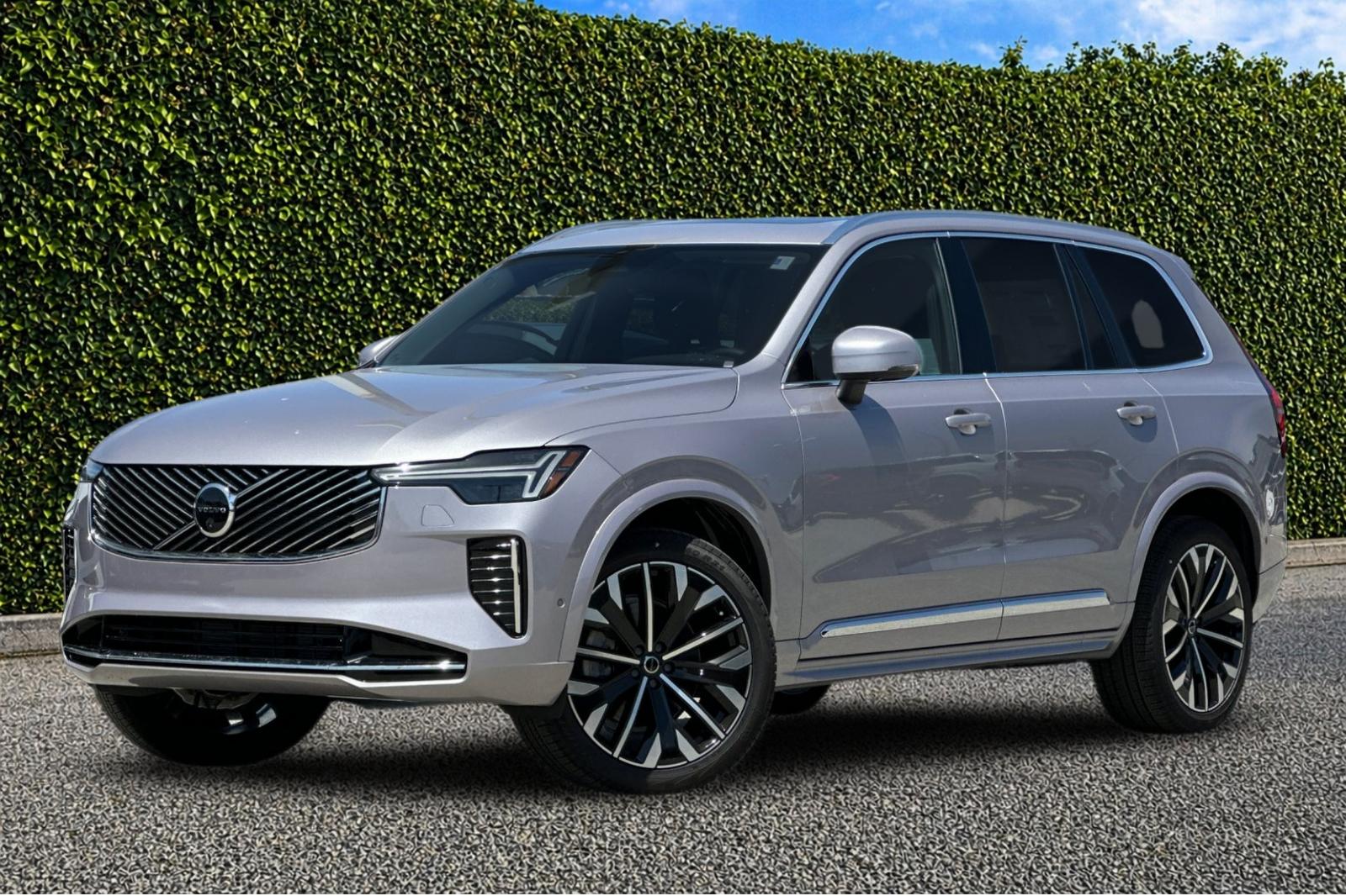 2026 Volvo XC90 B5 Plus Bright 6-Seater 4WD's photo