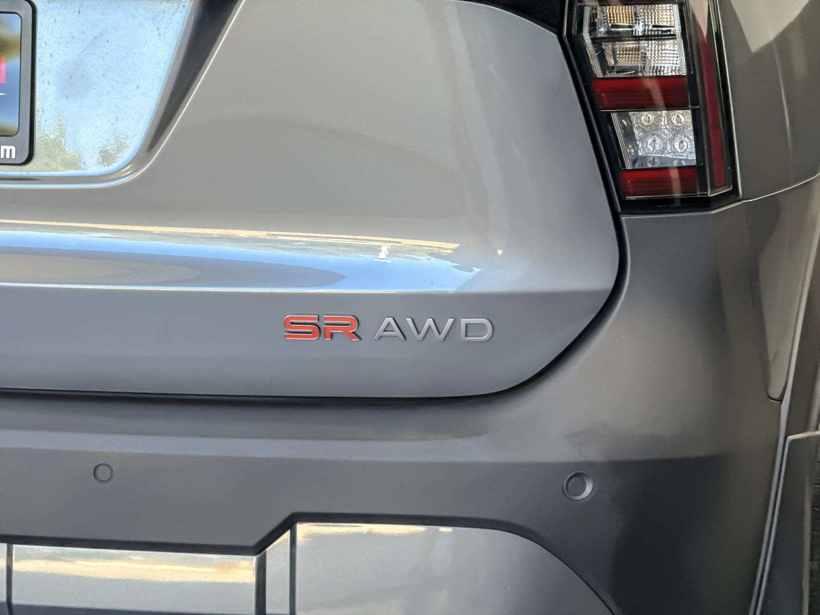 Used 2025 Gray Nissan SR image 25