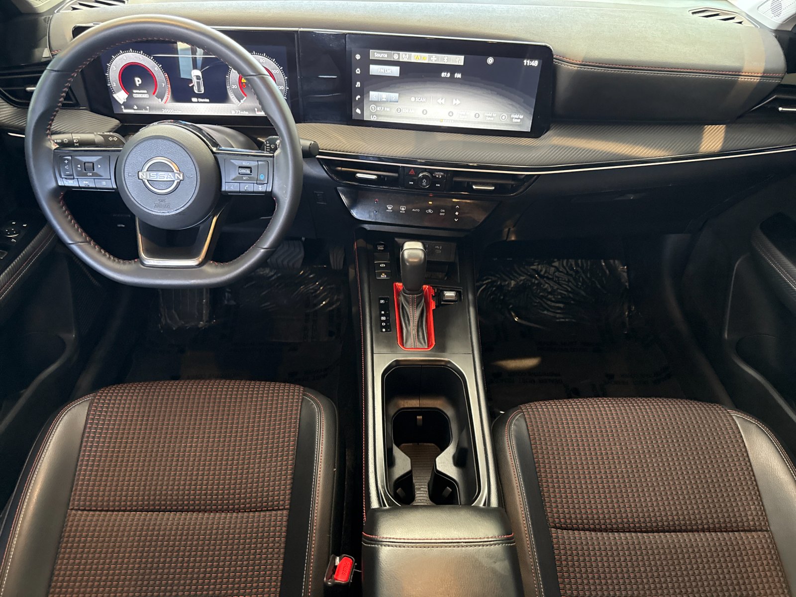 Used 2025 Gray Nissan SR image 12