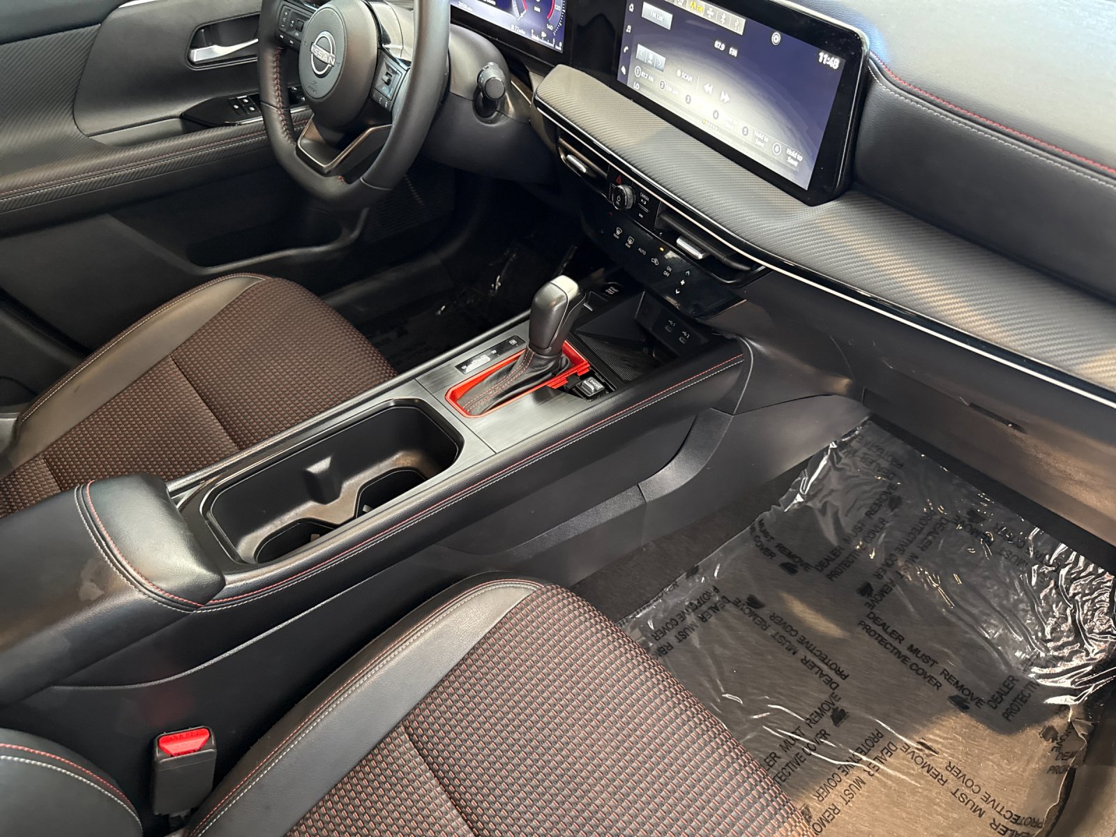 Used 2025 Gray Nissan SR image 15