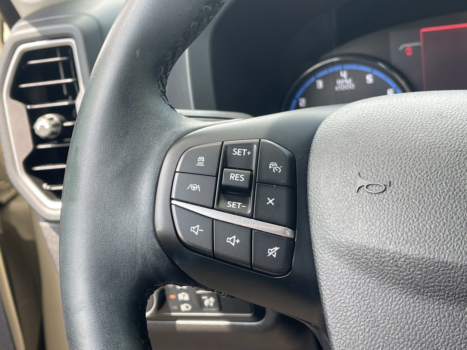 Used 2024 Desert Sand Ford Outer Banks image 27