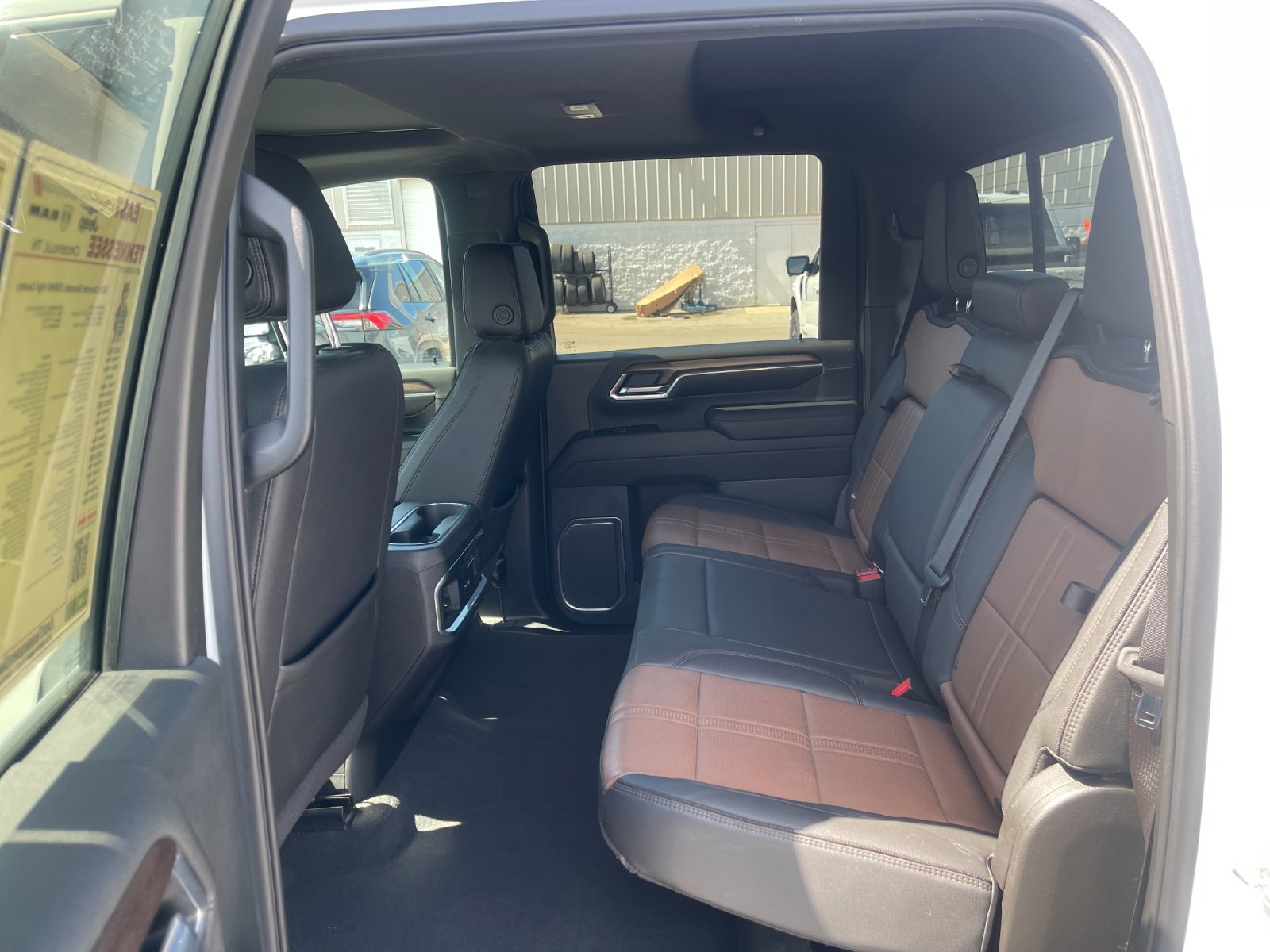 Used 2024 White Chevrolet High Country image 14