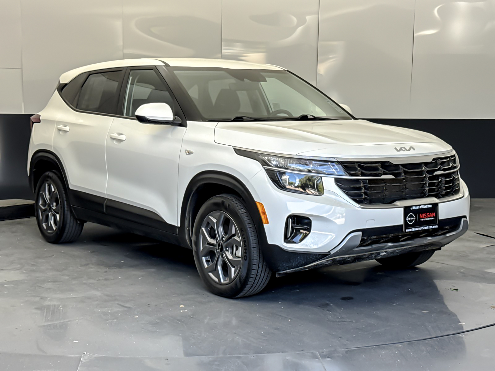 2024 Kia Seltos 2.0 LX AWD's photo