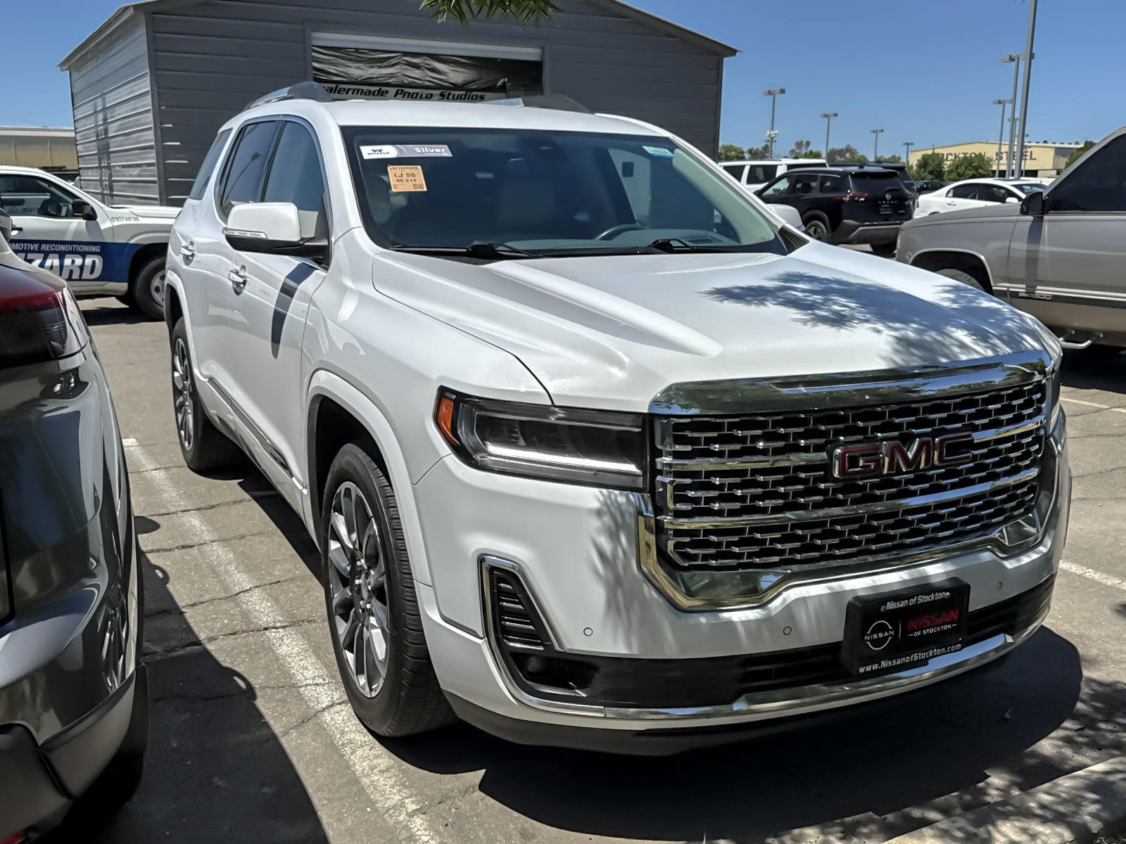 2023 GMC Acadia Denali AWD's photo
